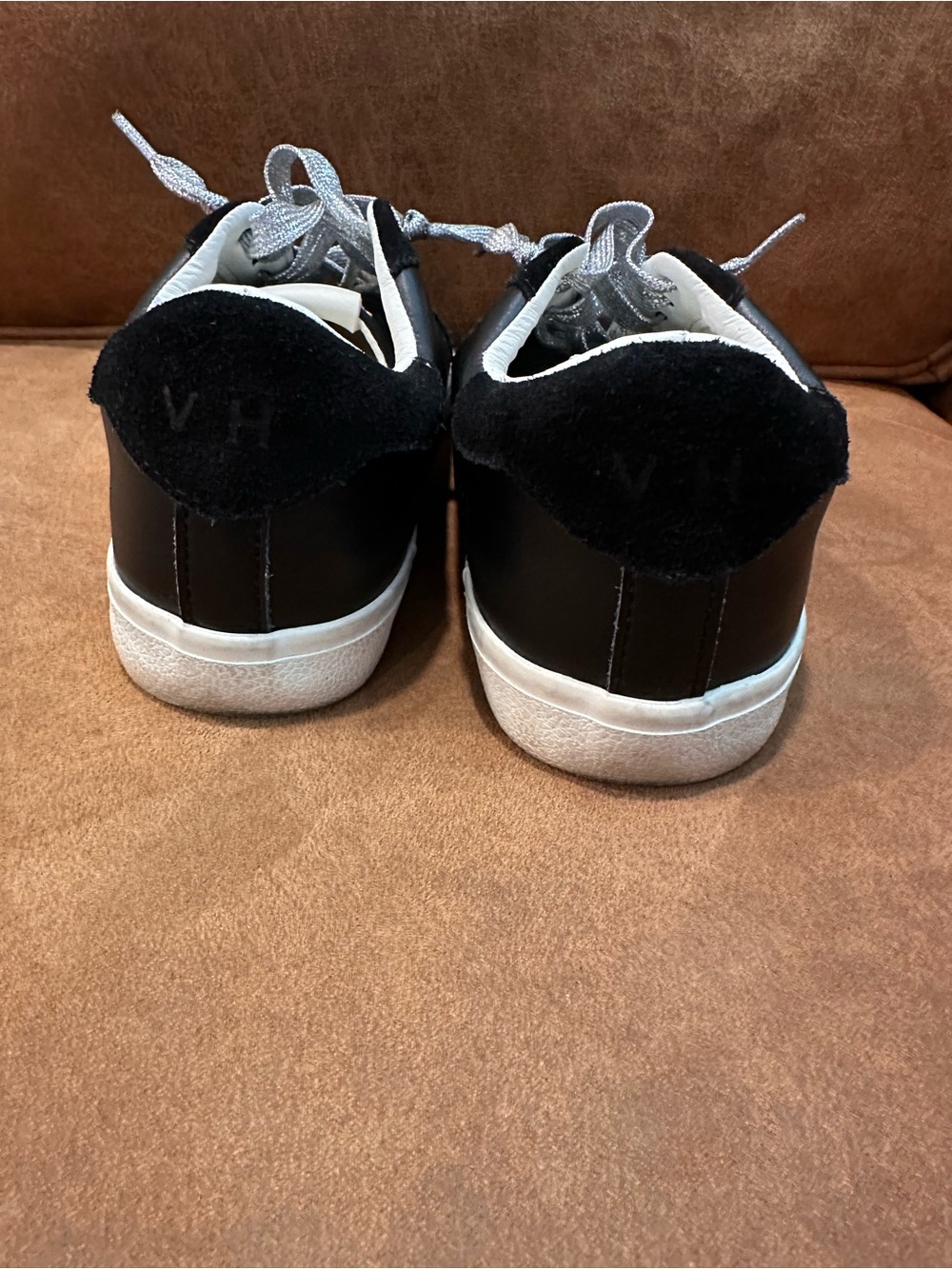Vintage Havana Black and Silver Sneakers - Picture 5 of 8